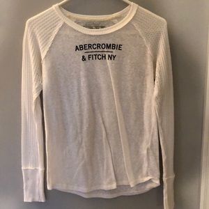 Abercrombie & Fitch long sleeve tee